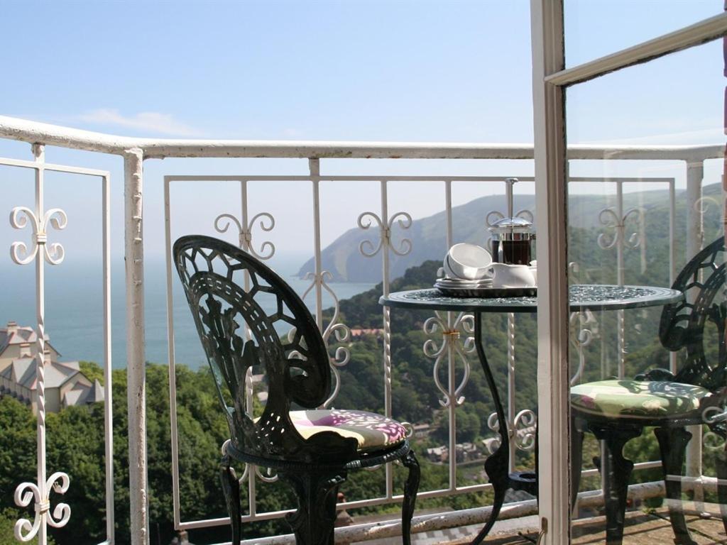 Highcliffe House Bed & Breakfast Lynton Bagian luar foto