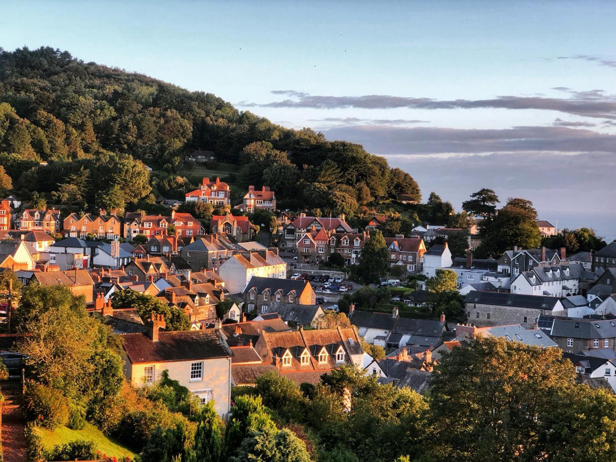 Highcliffe House Bed & Breakfast Lynton Bagian luar foto